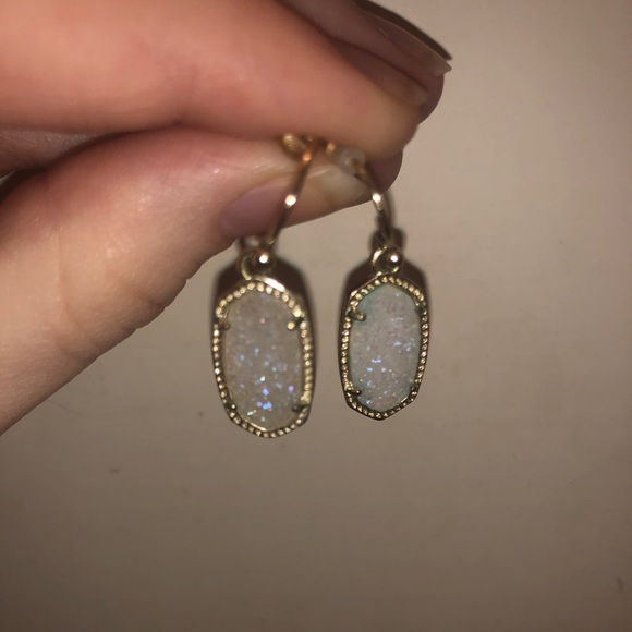 Kendra Scott Earrings - Picture 2 of 3